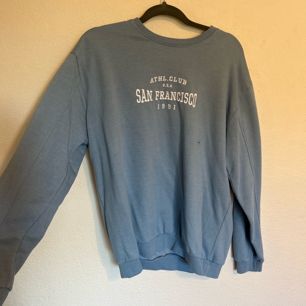 Tillys graphic Crewneck, size Medium, brand new never worn
